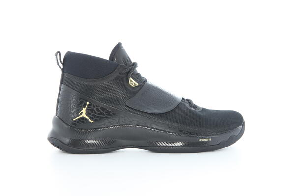 Jordan superfly 5 outlet black and gold